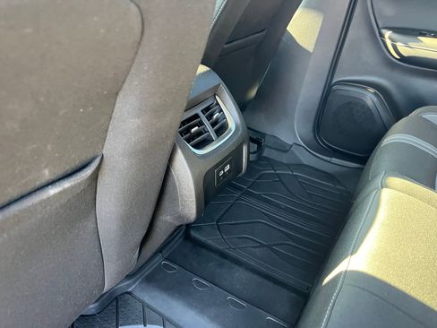 Used 2024 Chevrolet Blazer LT w/ Convenience Package image 27