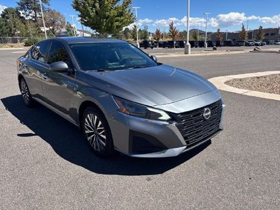 Used 2023 Nissan Altima 2.5 SV