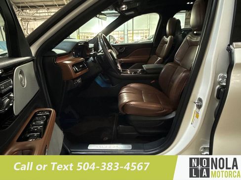 Used 2022 Lincoln Aviator Reserve w/ Equipment Group 201A AWD/4WD image 18