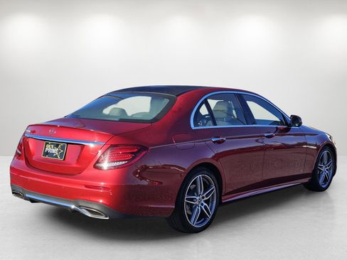 Used 2019 Mercedes-Benz E 300 image 5