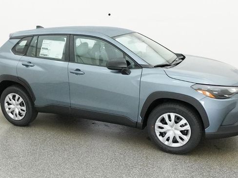 New 2026 Toyota Corolla Cross L image 32