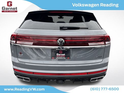 Certified 2024 Volkswagen Atlas Cross Sport SEL R-Line image 4