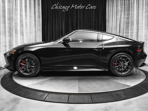 Used 2023 Nissan Z Performance Coupe Blue Leather w/ Floor Mat Package (L93) image 28