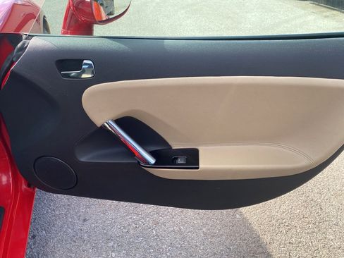 Used 2007 Saturn Sky w/ Premium Trim Pkg image 13