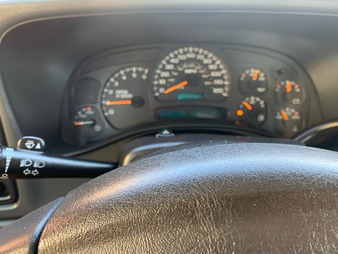 Used 2005 GMC Sierra 2500 SLE image 25