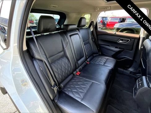 Used 2023 Nissan Rogue Platinum FWD image 24