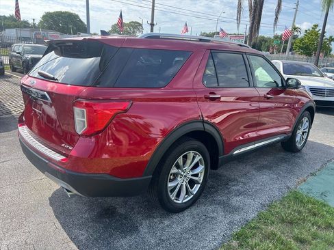 Used 2022 Ford Explorer Limited w/ Equipment Group 301A AWD/4WD image 5