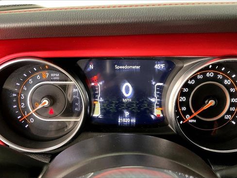 Used 2023 Jeep Gladiator Rubicon w/ Cold Weather Group image 23