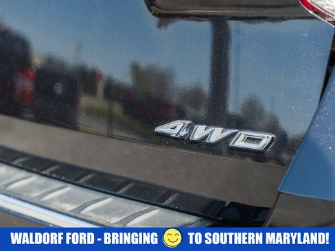 Used 2022 Ford Explorer King Ranch image 8