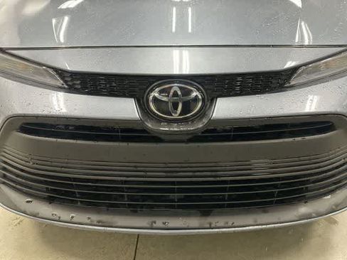 Used 2024 Toyota Corolla LE FWD image 29