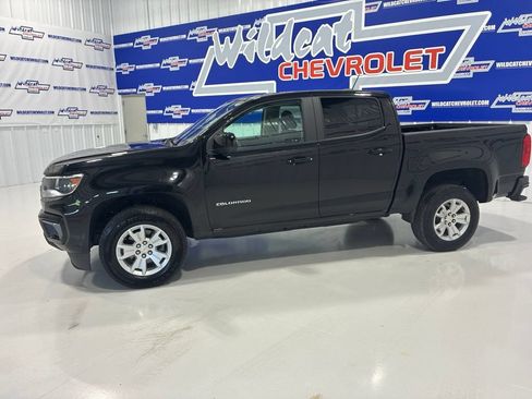 Used 2022 Chevrolet Colorado LT w/ LT Convenience Package RWD image 3