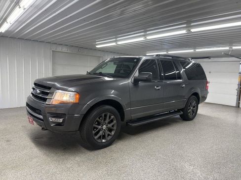 Used 2017 Ford Expedition EL Limited w/ Equipment Group 301A AWD/4WD image 3