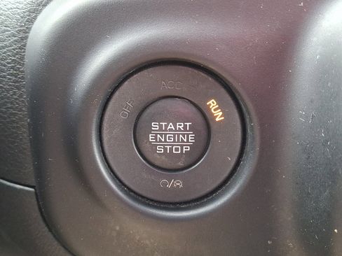 Used 2023 Jeep Wrangler Unlimited AWD/4WD image 21