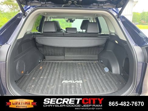 Used 2025 Toyota RAV4 Limited w/ Weather Package AWD/4WD image 17