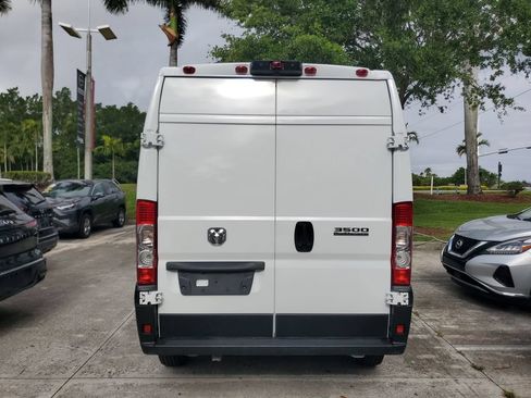 Used 2025 RAM ProMaster 3500 w/ Convenience Group FWD image 5