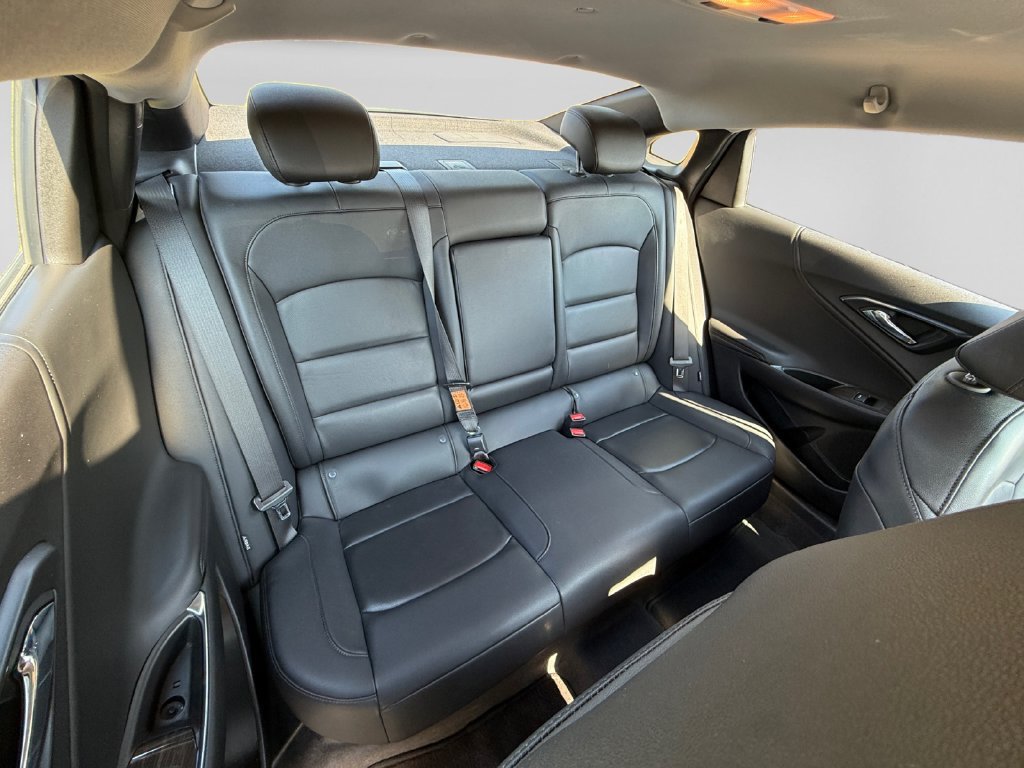 Used 2024 Chevrolet Malibu LT FWD image 17