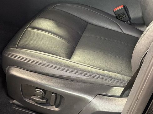 Used 2024 Land Rover Range Rover Evoque Dynamic SE image 26