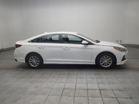 Used 2018 Hyundai Sonata SE FWD image 11