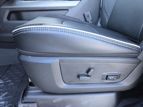 New 2026 RAM 2500 Laramie w/ Night Edition image 19