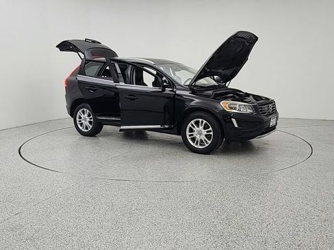 Used 2015 Volvo XC60 T5 Platinum w/ Protection Package AWD/4WD image 10