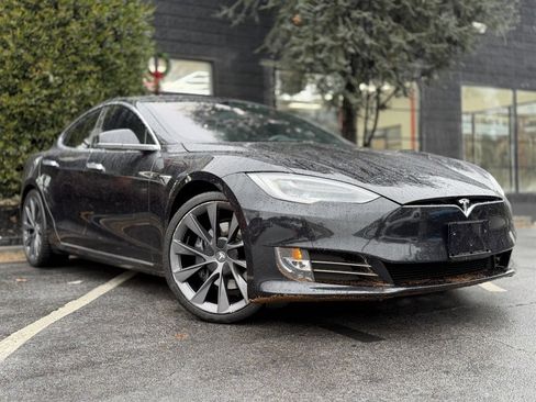 Used 2018 Tesla Model S 100D image 8