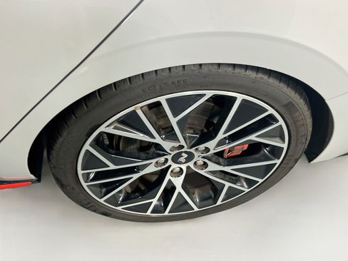 Used 2023 Hyundai Elantra N FWD image 32