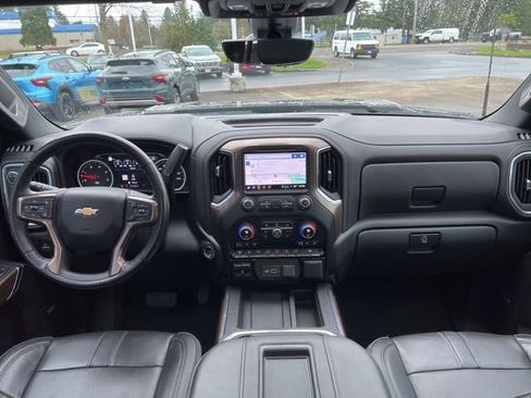 Used 2022 Chevrolet Silverado 3500 High Country image 89