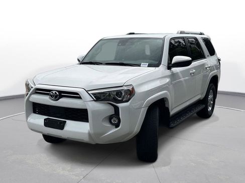 Certified 2021 Toyota 4Runner SR5 AWD/4WD image 2