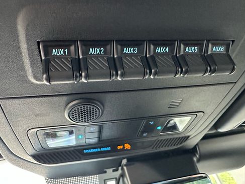 Used 2026 Ford Bronco Raptor AWD/4WD image 46