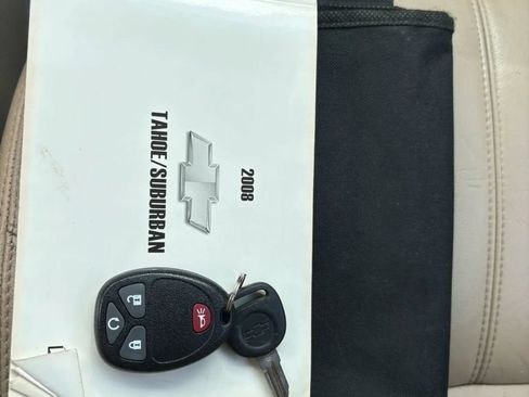 Used 2008 Chevrolet Tahoe LT w/ LT Preferred Equipment Group AWD/4WD image 15