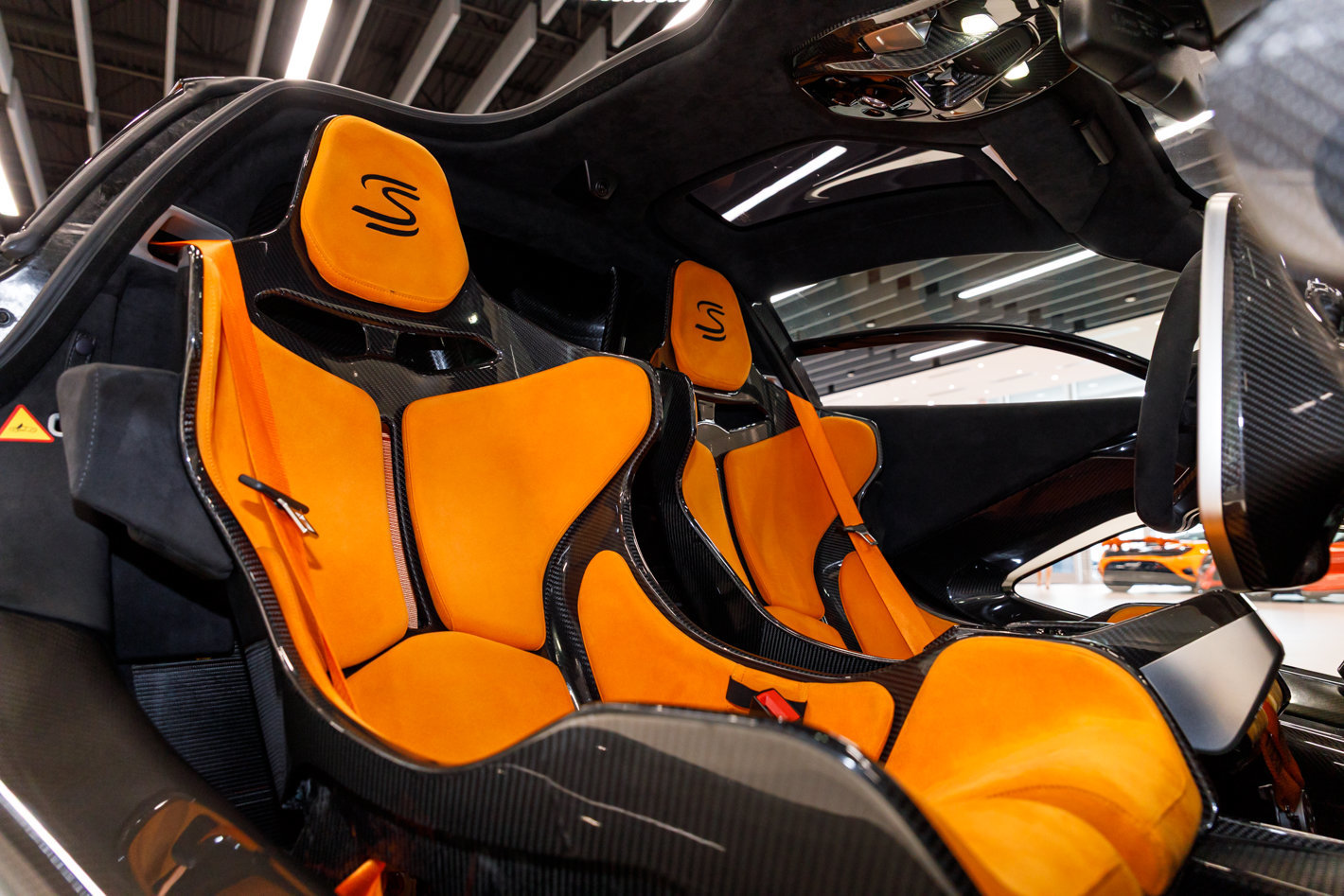 Used 2019 McLaren Senna RWD image 68