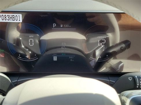 New 2026 Hyundai Santa Fe SE image 7