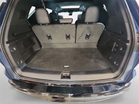 Certified 2024 Chevrolet Traverse RS w/ LPO, Floor Liner Package image 25