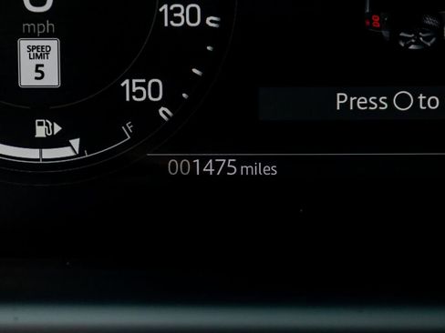 Used 2025 Land Rover Defender 130 V8 image 21