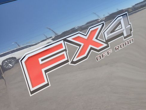 New 2026 Ford F250 XLT w/ XLT Premium Package image 13