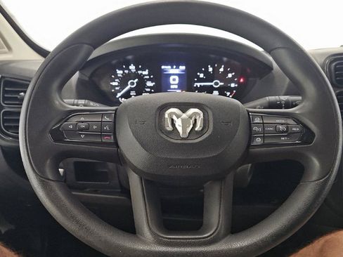Used 2024 RAM ProMaster 2500 w/ Convenience Group FWD image 10