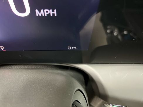 Used 2024 Buick Encore GX Sport Touring w/ Advanced Technology Package AWD/4WD image 12