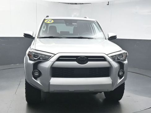 Used 2024 Toyota 4Runner SR5 Premium image 4