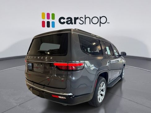 Used 2022 Jeep Wagoneer Series I w/ Premium Group I AWD/4WD image 5