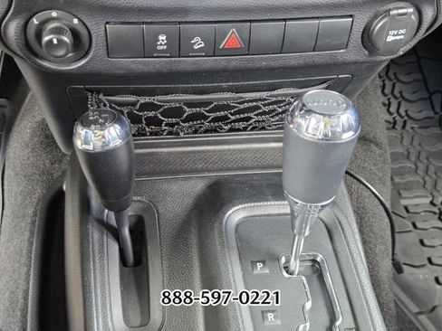 Used 2018 Jeep Wrangler Sport AWD/4WD image 27