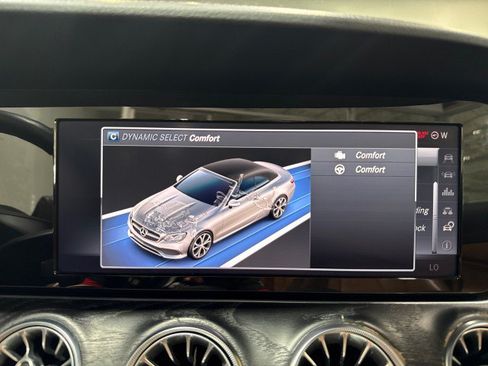 Used 2018 Mercedes-Benz E 400 4MATIC Cabriolet image 86