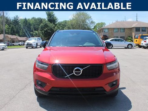 Used 2021 Volvo XC40 T5 R-Design w/ Advanced Package AWD/4WD image 3