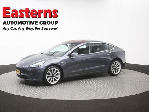 Used 2018 Tesla Model 3 Long Range RWD image 54