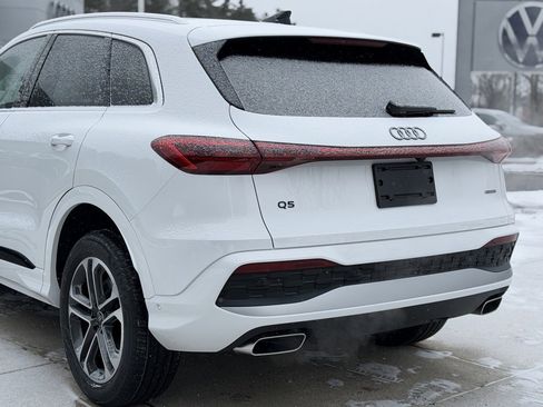New 2025 Audi Q5 Premium image 15