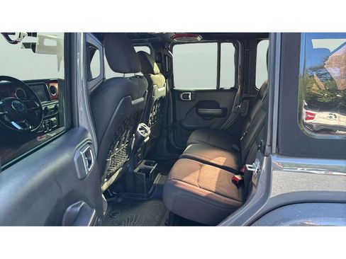 Used 2021 Jeep Wrangler Unlimited Rubicon AWD/4WD image 11