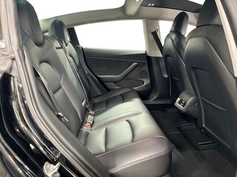 Certified 2022 Tesla Model 3 Long Range AWD/4WD image 11