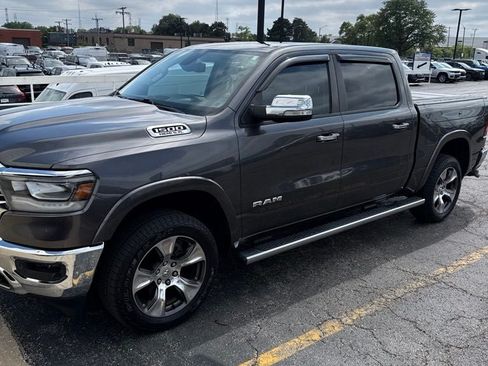 Used 2020 RAM 1500 Laramie AWD/4WD image 4