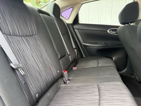 Used 2019 Nissan Sentra SV image 17