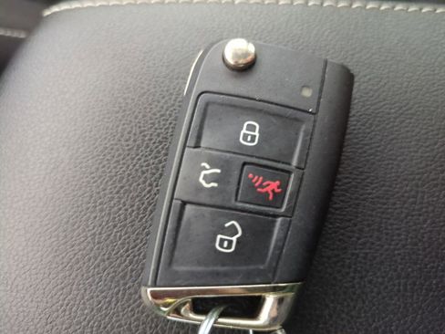 Used 2023 Volkswagen Tiguan S FWD image 38