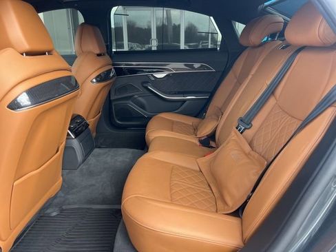 Used 2024 Audi S8 image 25